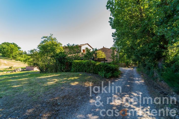 Image No.9-5 Bed Farmhouse for sale