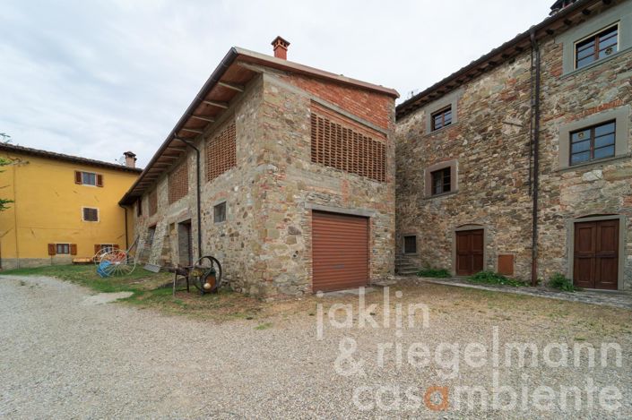 Image No.13-5 Bed Country House for sale