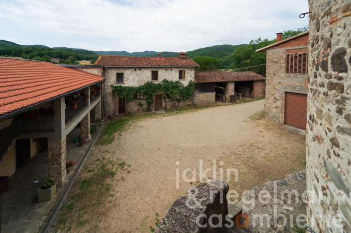 Image No.16-5 Bed Country House for sale