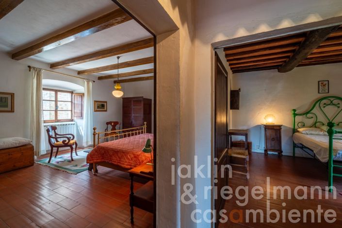 Image No.22-5 Bed Country House for sale