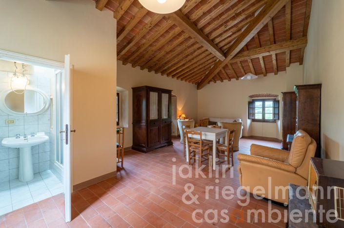 Image No.42-5 Bed Country House for sale