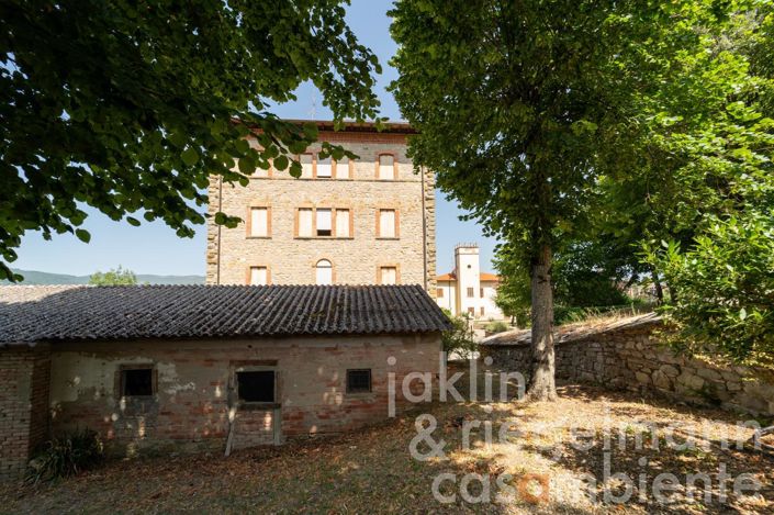 Image No.11-35 Bed House for sale