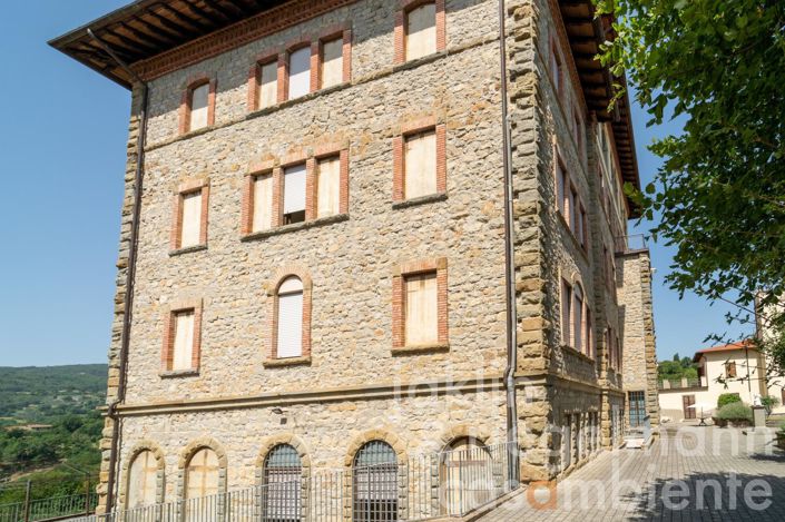 Image No.15-35 Bed House for sale