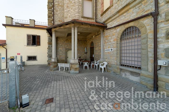Image No.31-35 Bed House for sale