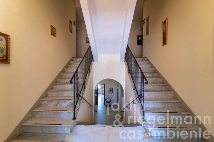 Image No.50-35 Bed House for sale