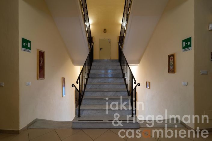 Image No.59-35 Bed House for sale