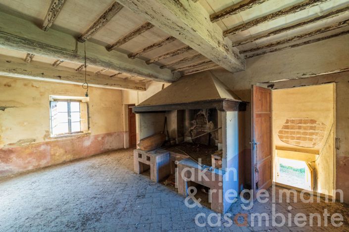 Image No.43-12 Bed Farmhouse for sale