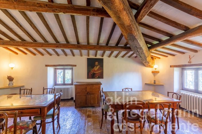 Image No.18-9 Bed Country House for sale