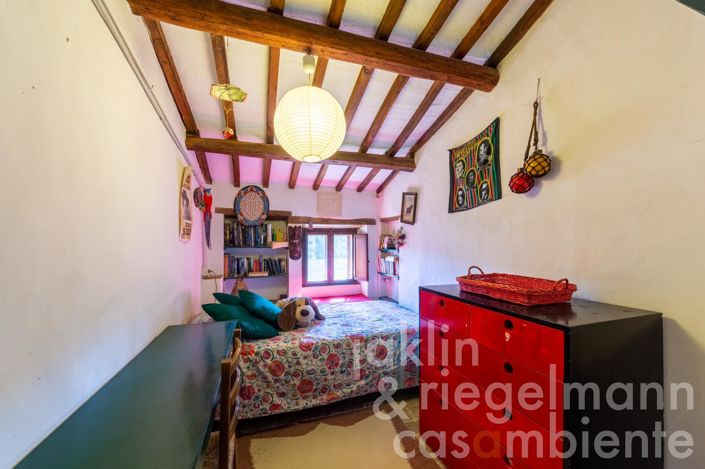 Image No.23-9 Bed Country House for sale