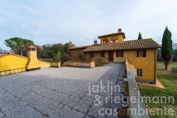 Image No.18-11 Bed Country House for sale