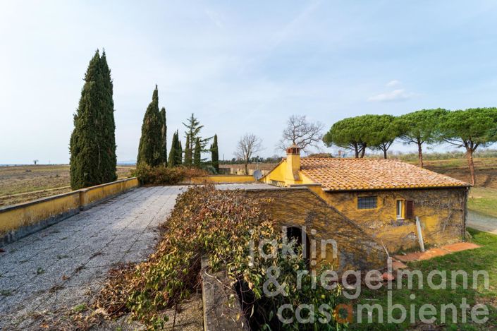 Image No.22-11 Bed Country House for sale