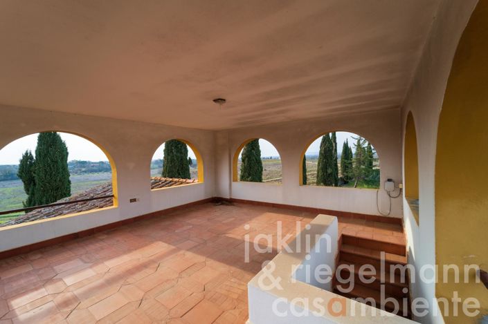 Image No.25-11 Bed Country House for sale