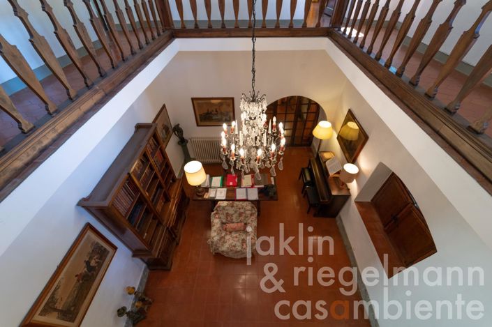 Image No.20-5 Bed Country House for sale