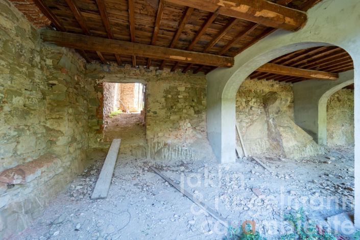 Image No.31-Chateaux for sale