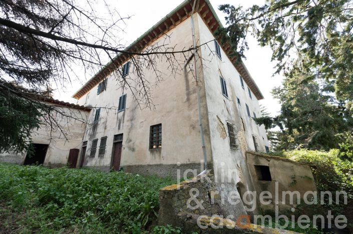 Image No.11-13 Bed Country House for sale