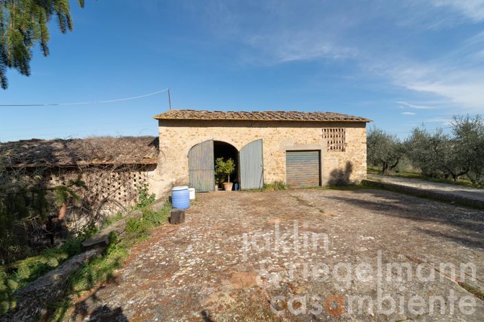 Image No.16-13 Bed Country House for sale