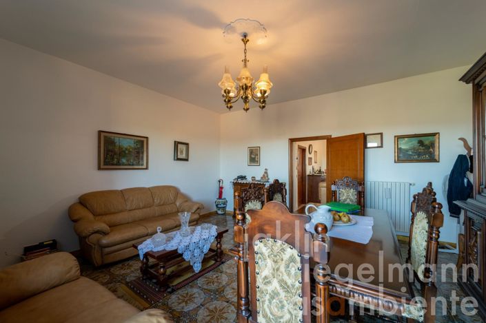 Image No.53-6 Bed Country House for sale