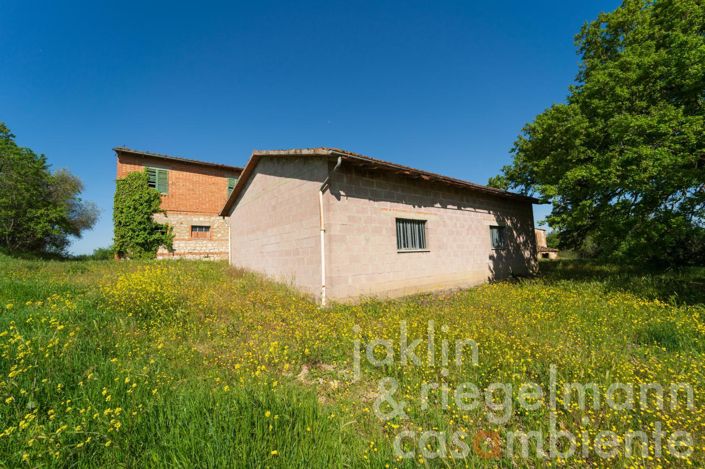 Image No.6-3 Bed Farmhouse for sale