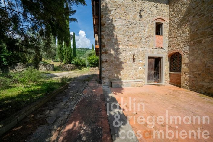 Image No.19-4 Bed Country House for sale