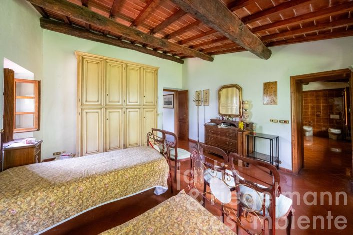 Image No.52-4 Bed Country House for sale