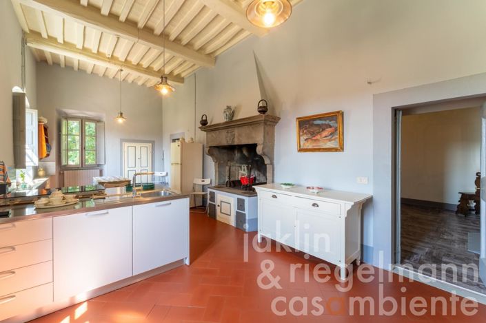 Image No.24-6 Bed Villa for sale