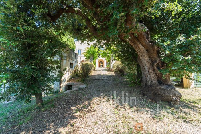 Image No.7-9 Bed Villa for sale