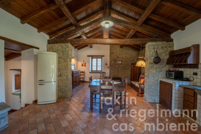 Image No.11-5 Bed Country House for sale