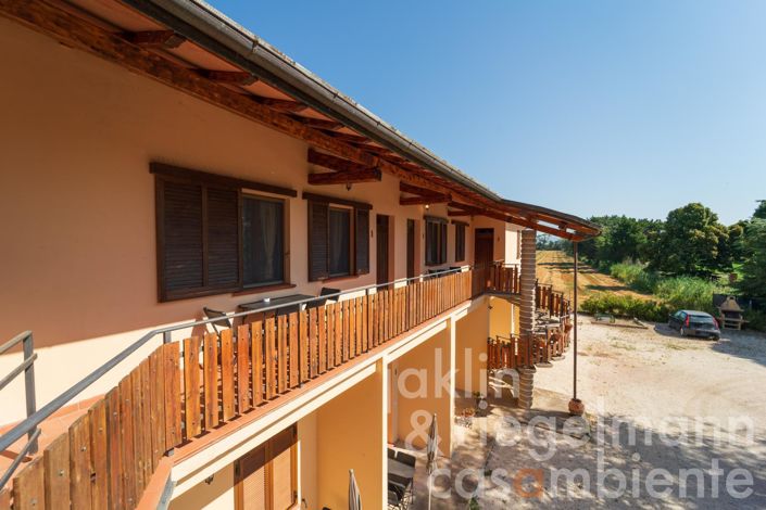 Image No.16-10 Bed Farmhouse for sale