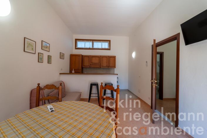 Image No.26-10 Bed Farmhouse for sale