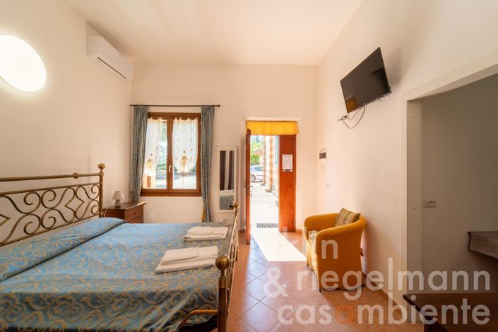 Image No.30-10 Bed Farmhouse for sale