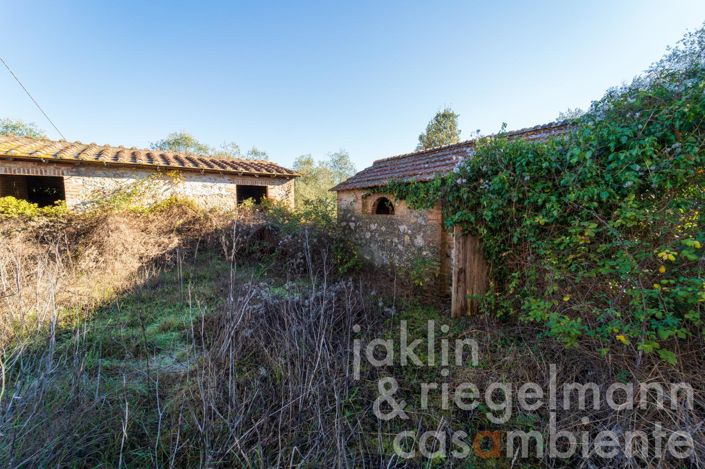 Image No.27-7 Bed Land for sale