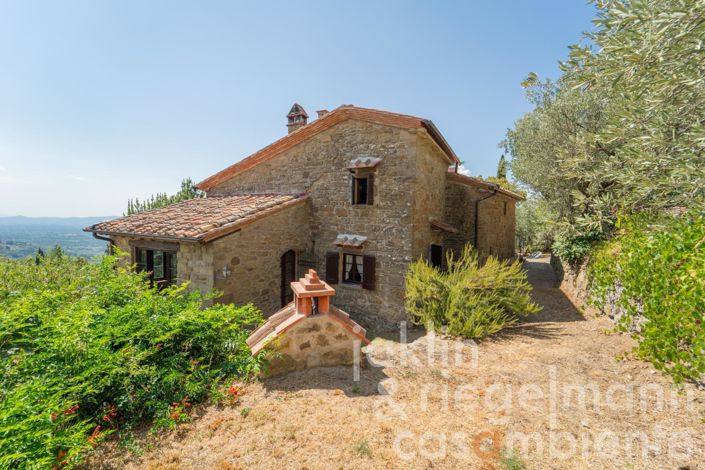 Image No.11-5 Bed Country House for sale