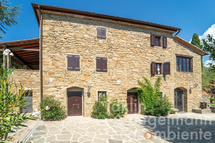 Image No.2-5 Bed Country House for sale