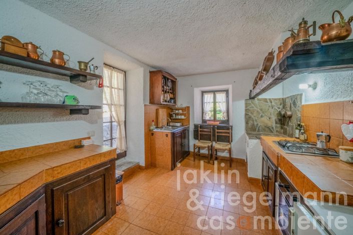 Image No.33-5 Bed Country House for sale