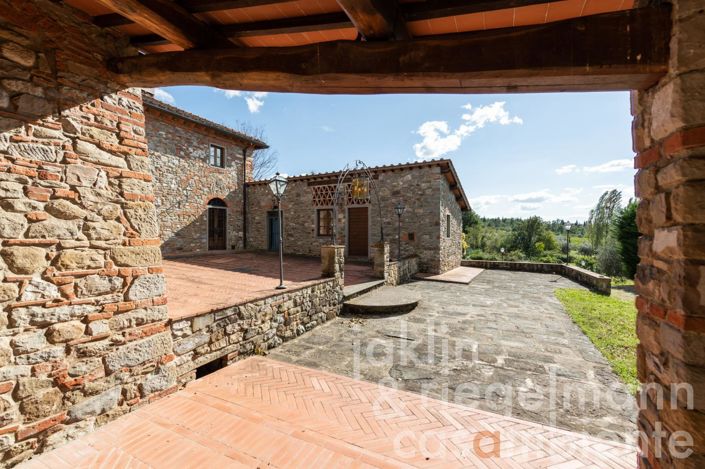 Image No.22-10 Bed Country House for sale