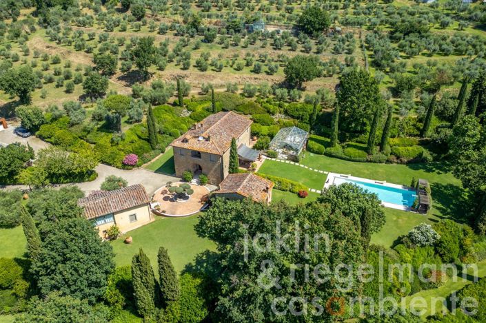 Image No.1-6 Bed Country House for sale