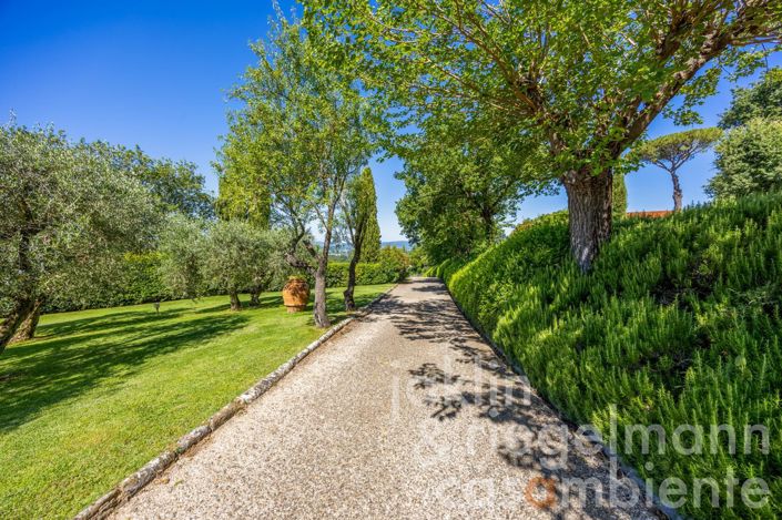 Image No.23-6 Bed Country House for sale