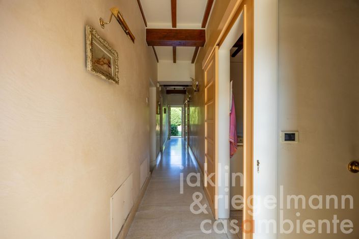 Image No.57-6 Bed Country House for sale