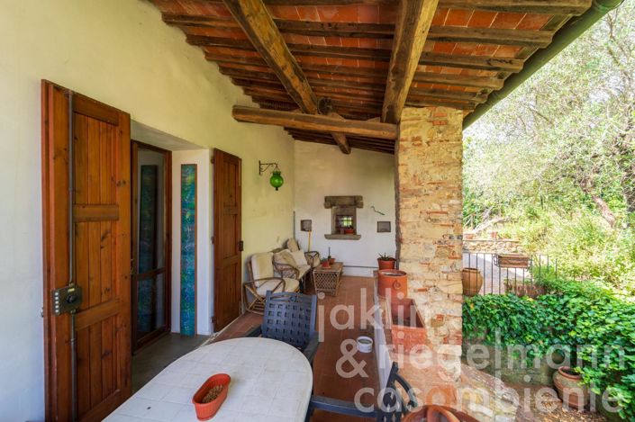 Image No.16-4 Bed Country House for sale