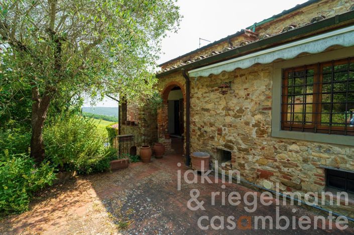 Image No.18-4 Bed Country House for sale