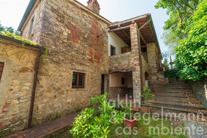 Image No.2-4 Bed Country House for sale