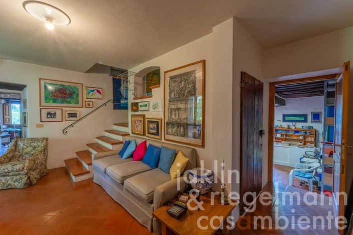 Image No.36-4 Bed Country House for sale