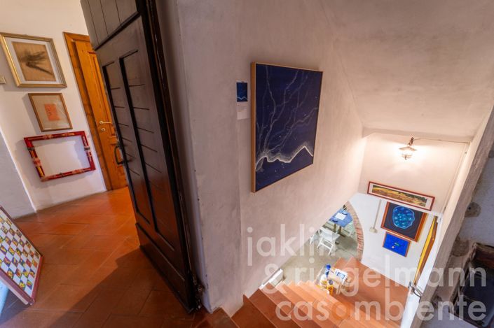 Image No.41-4 Bed Country House for sale