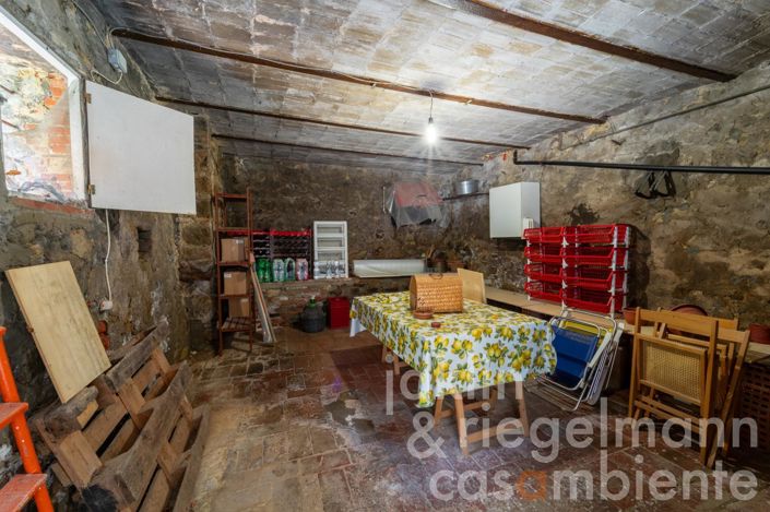 Image No.51-4 Bed Country House for sale