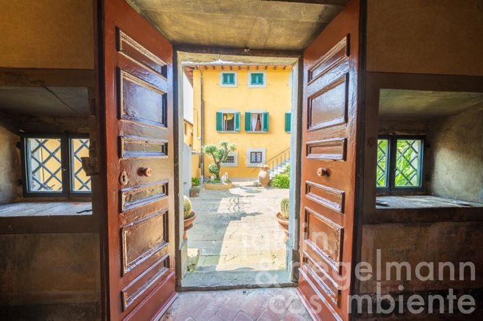 Image No.24-8 Bed Villa for sale