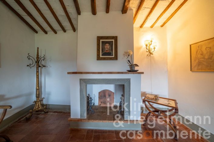 Image No.51-8 Bed Villa for sale