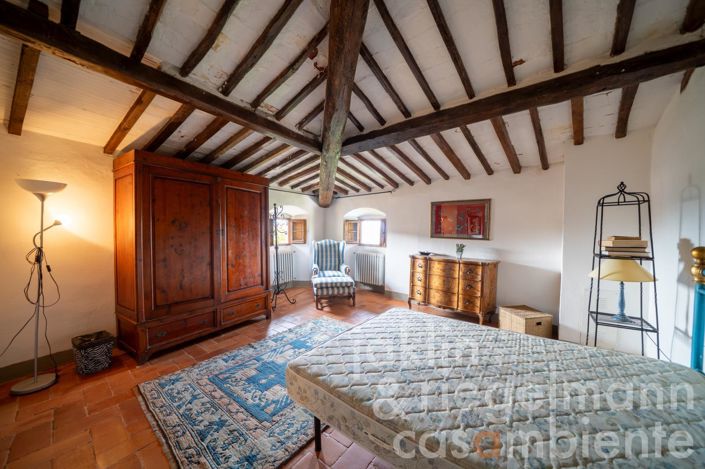 Image No.55-8 Bed Villa for sale