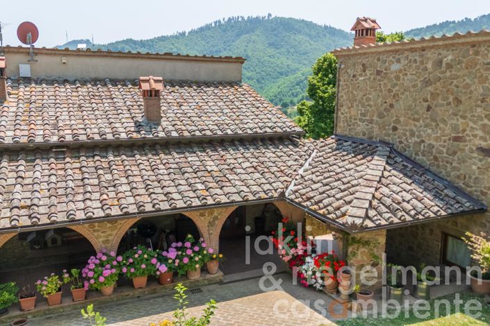 Image No.22-5 Bed Country House for sale