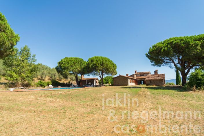 Image No.1-3 Bed Country House for sale