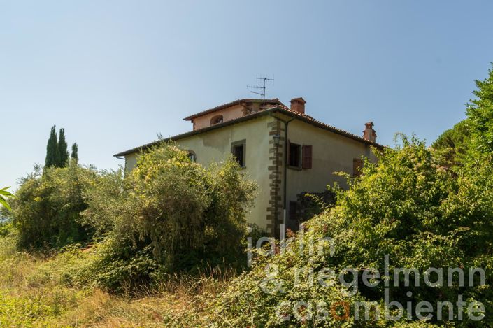 Image No.11-3 Bed Country House for sale